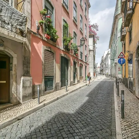 Charming Flat In The Heart Of Bairro Alto Appartamento *