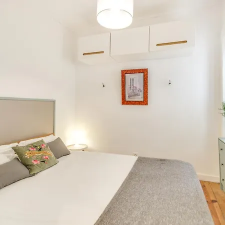 Charming Flat In The Heart Of Bairro Alto Appartamento