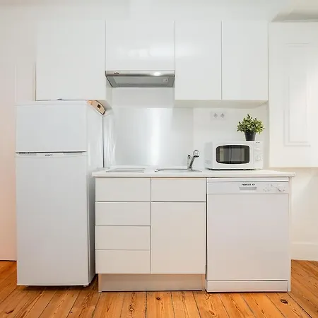 Charming Flat In The Heart Of Bairro Alto Appartement *